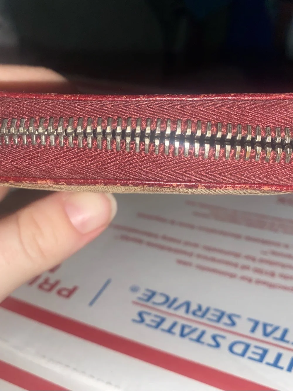 Gucci Beige/Brown GG Supreme Zip-Around Wallet
